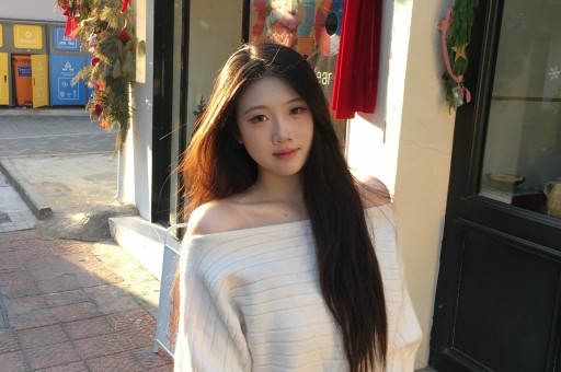 300万粉丝的网红塌房同时交6位女朋友见面不逛街直接开房