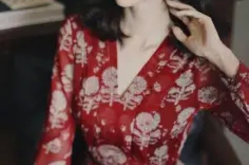 科切拉音乐节变“大型诈骗案”：美国网红为抢门票互撕怒曝私密聊天